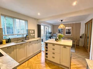 Photo 4- click for photo gallery